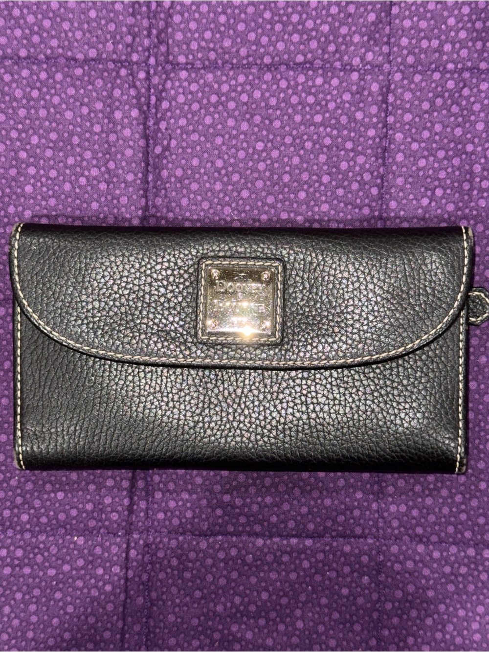 Dooney & Bourke Black Pebbled Leather Wallet NWT in box